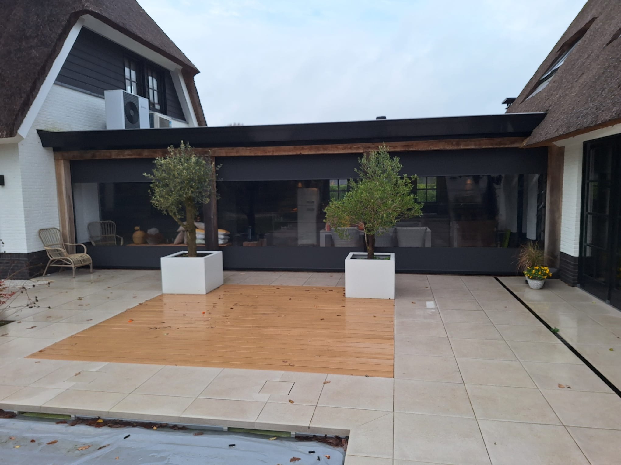 Roma ZIPscreens met zichtvenster