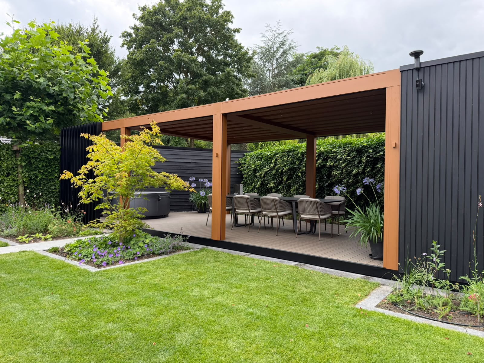 Pratic Carrera - Kroezon Zonwering & Terrasoverkappingen - Pratic Ray - Pratic Platforms